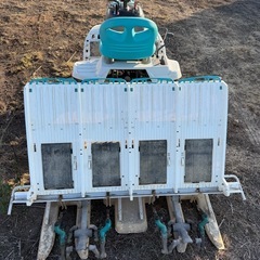  佐賀市 クボタ 田植機 JC4 4条植え 6馬力 ガソリン リコイル クランク パワステ 4WD 難あり 中古 田植え機 キュート 米 稲 の画像