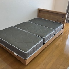 お取引先決まりました！ニトリセミダブルベッドとマットレスの画像