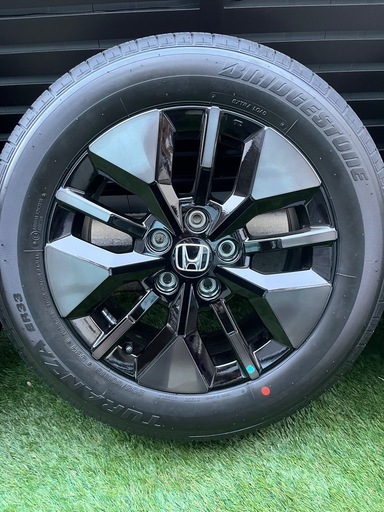 新型ステップワゴンRP7純正タイヤホイール4本セットブリヂストン新車外し