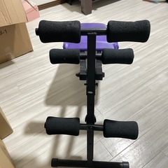 トレーニングベンチ 紫色の画像