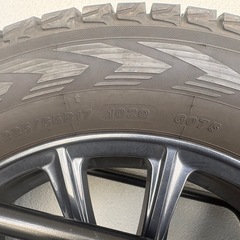 スタッドレスタイヤホイール4本セット　225/65R17の画像
