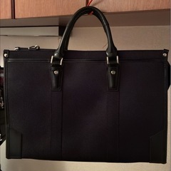 就活 社会人 ビジネスバック 黒　ショルダーベルト付きの画像