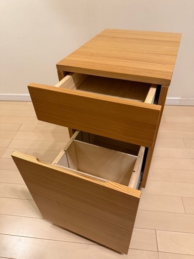 無印良品 オーク材　木製デスクキャビネット