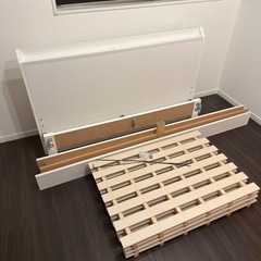 ダブルベッド  ベッドフレーム  ニトリの画像