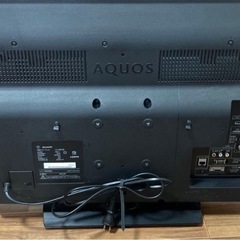 【お譲り先決まりました】1月末まで！シャープ　AQUOSアクオス　液晶テレビ　32型　純正リモコン付きですの画像