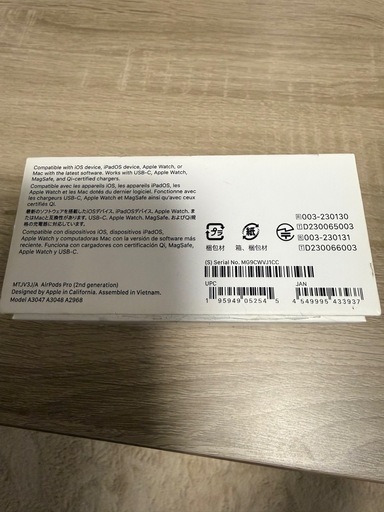 airpods pro第二世代ケースと左のみ