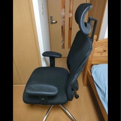 オフィスチェアの画像