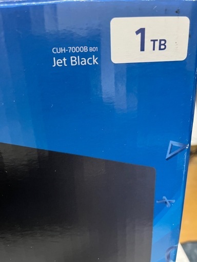 PS4 CUH-7000B 1TB 
SONY