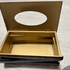 オルゴール、花瓶、小物入れの画像