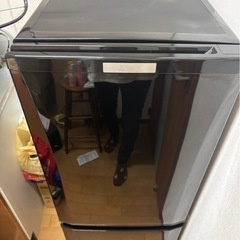 【定価4万】三菱電機 冷蔵庫 単身用 146L 取扱説明書付き MRP-15A-B 黒の画像