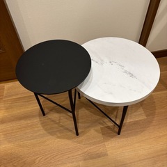 lowya サイドテーブルの画像