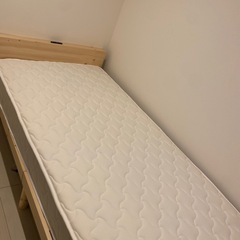 ベッド&マットレスの画像