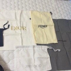 ブランド品空箱の画像