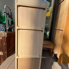 【決まりました】本棚　キャスター付き　ベージュ　引き出し2段　本棚　ラック　の画像