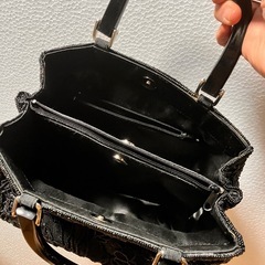 ビーズ装飾バックの画像