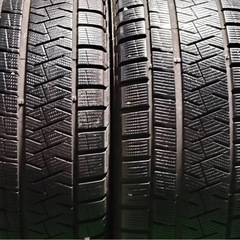 ミニ クラブマン用 スタッドレス MAK 17インチ アイスアシンメトリコ プラス 225/45R17 バリ溝の画像