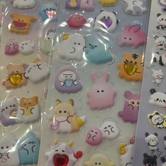 宝石ふわふわシールおしりシール肉球シールなどの画像
