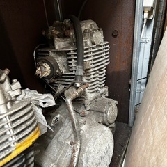 SR400 エンジン　ジャンクの画像