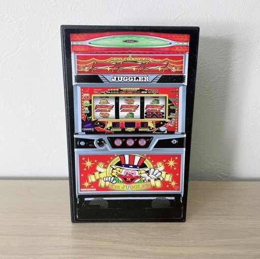 スロットマシン風貯金箱 (スヌーピー) 道ノ尾のその他の中古あげます