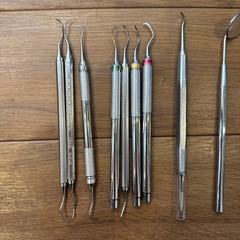 歯科道具　スケーラーなどの画像
