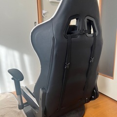 ゲーミング座椅子の画像