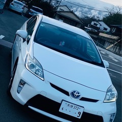 トヨタプリウス2012の画像