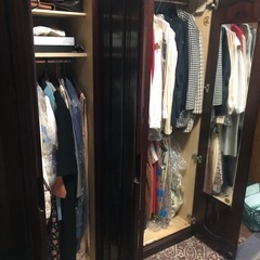 美品　天然木　府中のタンスの画像