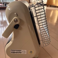 Iwatani イワタニ カセットガスストーブ ポータブルタイプ マイ暖 アイボリー CB-STV-MYD2の画像