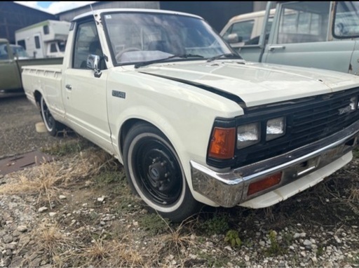 DATSUN 720 ベース車 USゲート 神戸市