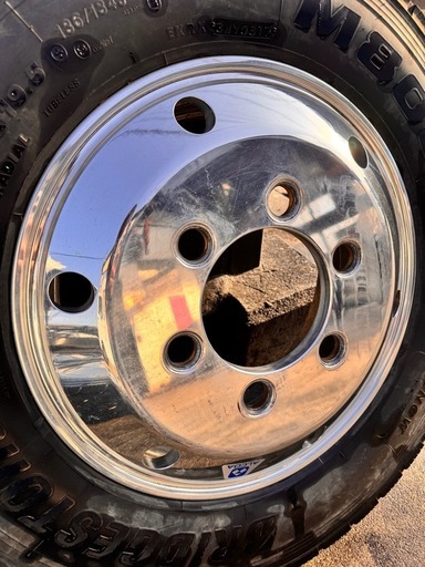 アルコア 245/70R/19.5 6穴 6本セット