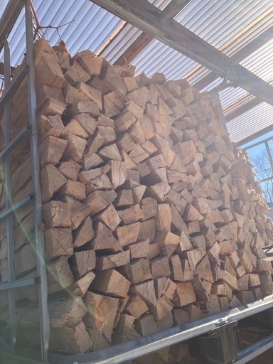 未乾燥薪 広葉樹ミックス 軽トラすり切り一杯 未乾燥薪広葉樹ミックス