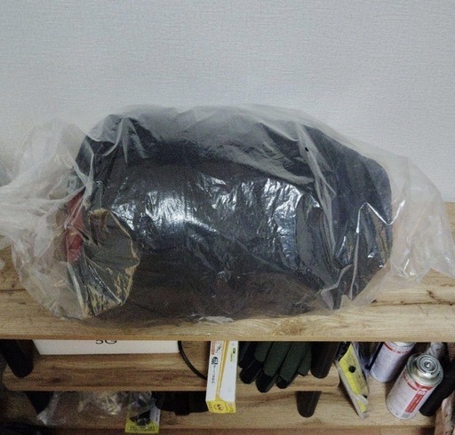 モンベル　寝袋　mont-bell Burrow Bag #0 R/zip 未使用値札ついたまま　キャンプ　防災　直接取引のみ