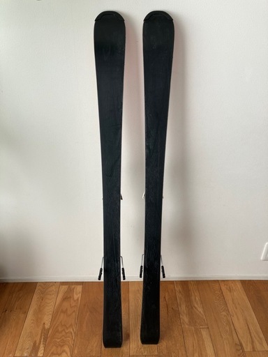 【決まりました】おまとめ3点子供用スキー板 130cm ブーツ　ストック