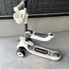 キッズ用スクーターの画像