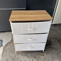 3段ボックスの画像