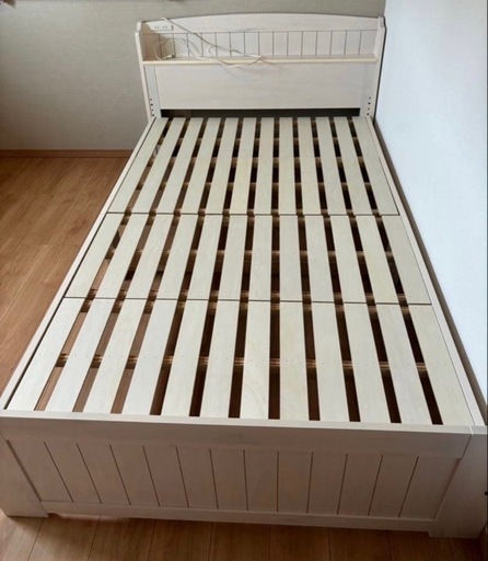 12月中旬まで直接引き取り限定　ベッドフレーム　セミダブル ベッドフレーム/セミダブル/引き取り限定 (yuri) つつじヶ丘のベッド