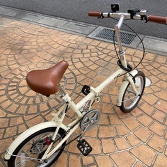 折り畳み自転車
の画像