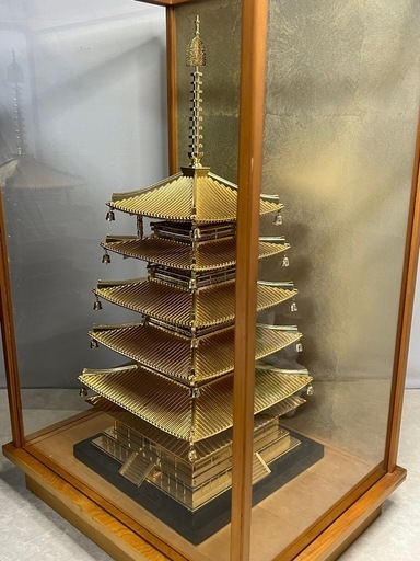 #五重塔 金属製オブジェ 法隆寺 五重塔 金属製 置物 ケース入り (うるもん) 西熊本のインテリア