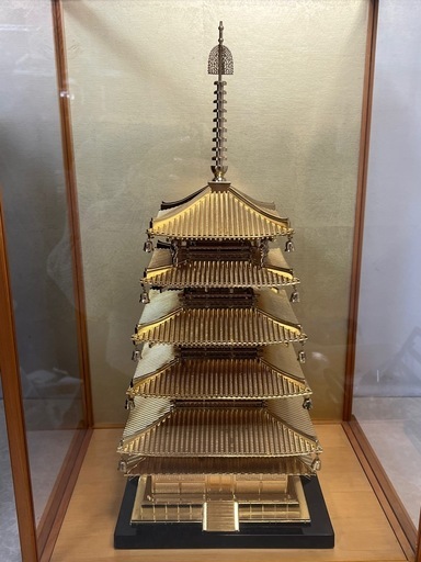 法隆寺 五重塔 金属製 置物 ケース入り (うるもん) 西熊本のインテリア