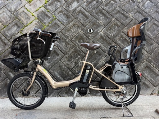 ブリヂストンの電動自転車 8.9ah バッテリー チャイルドシート2台付き