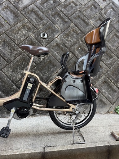 ブリヂストンの電動自転車 8.9ah バッテリー チャイルドシート2台付き