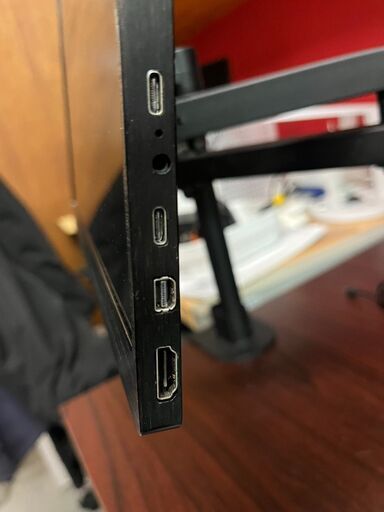 モバイルモニタ(13.3インチ)とモニターアーム