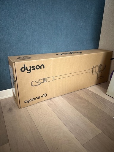 (取引中)?新品?ダイソン cyclone v10 fluffy 掃除機