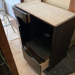 食器棚　の画像