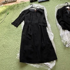❣️最終値下げ❣️2月末処分予定　ブラックフォーマルアンサンブル　13号の画像