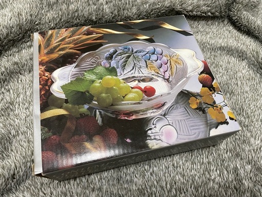 未使用】ガラスボウルフルーツ柄盛り皿MADE IN JAPAN (ずんだもち) 泉