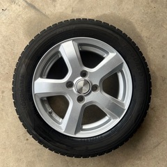 履き替え無料スタッドレスタイヤホイール付き165/65R14 79Q の画像