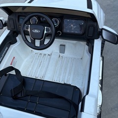Ford Ranger    電動ペダルカー
の画像