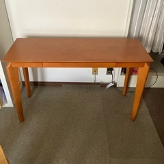 1月30日まで。　机　　幅120×奥行き45.5×高さ72の画像