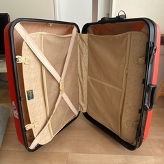 スーツケースの画像